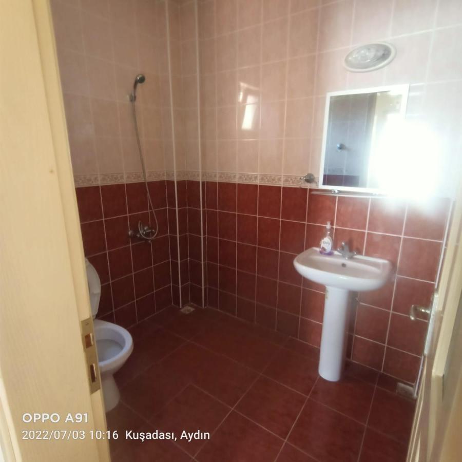 Villa Villa *